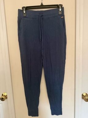 PINK Victoria's Secret Navy has Knit Lounge Pants